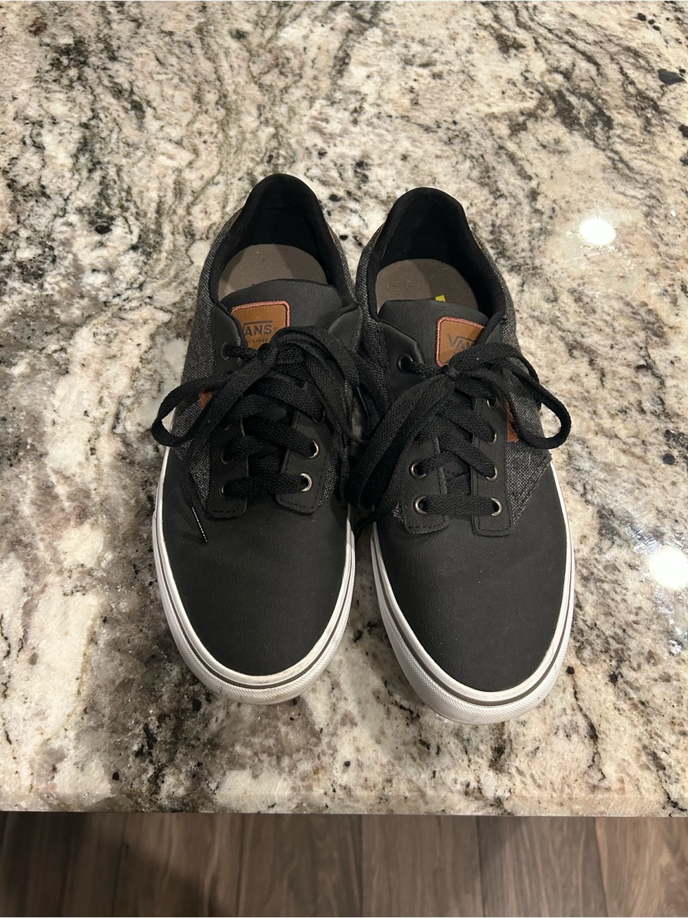 Vans Men's Black Daschund Atwood Canvas Low-Top Sneakers with White Sole